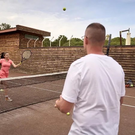 Camping Campo Dei Fiori Кемпинг