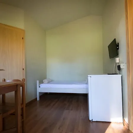 Campo Dei Fiori مكان تخييم 3*