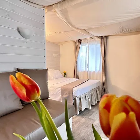Camping Campo Dei Fiori Кемпинг Вада